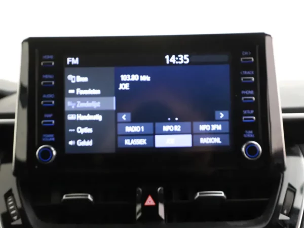 Toyota Corolla Touring Sports 1.8 Hybrid Business Plus LED