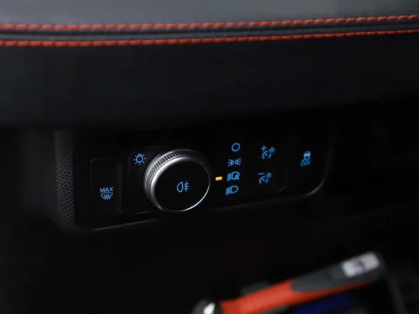 Ford Mustang Mach-E AWD 75 kWh LED