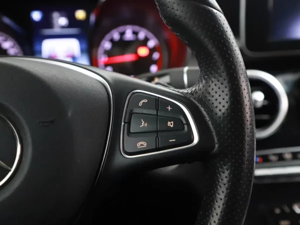 Photo 10 of 36 of WDD2052421F487089 Mercedes-Benz C-Klasse Estate C 200 (5-drs Combi)