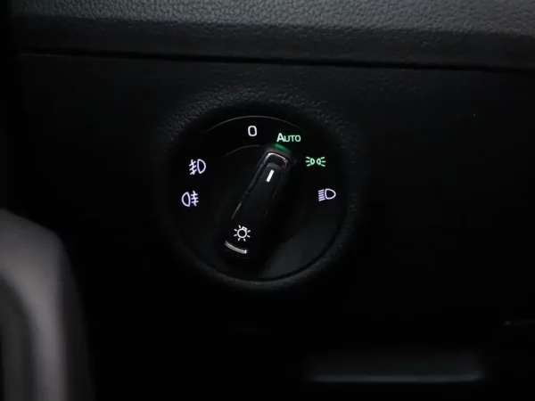 Skoda Superb Combi 1.6 TDI Aut. Style Business LED