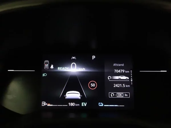 Photo 11 of 25 of VF1RJA00474065221 Renault Clio 1.6 E-Tech Full Hybrid 145