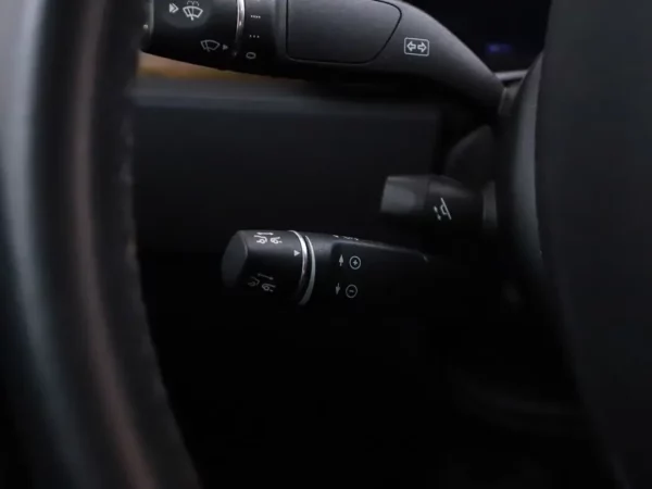 Photo 11 of 30 of 5YJSA7E29JF270906 Tesla Model S 75D Base PANO