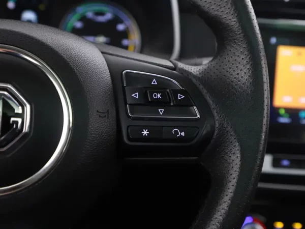 Photo 11 of 34 of LSJW74098LZ169970 MG ZS EV Luxury 45 kWh LED