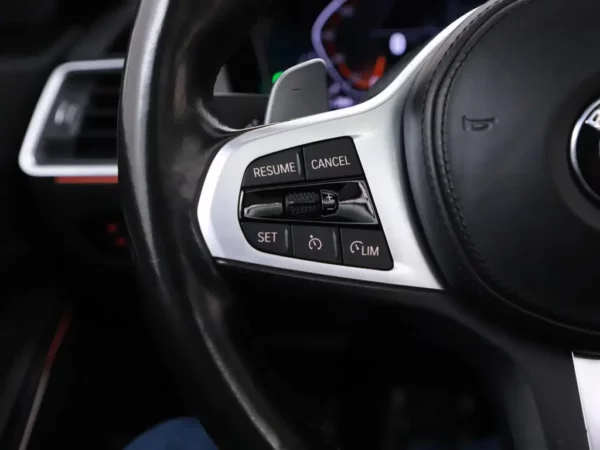 BMW 3 Serie Touring 330d Business Edition Plus Led-Laser