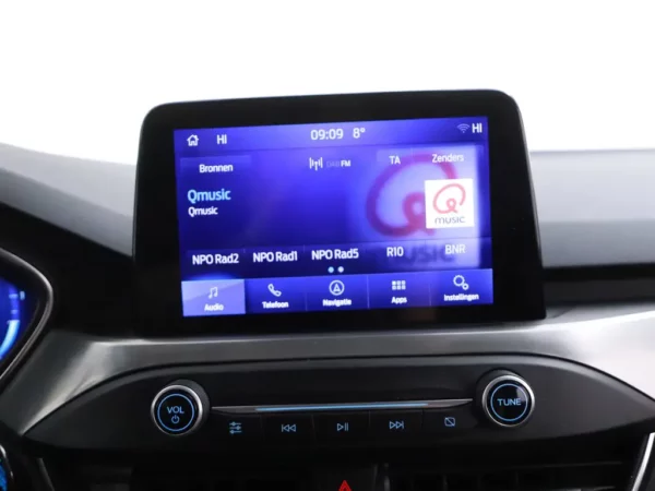 Photo 12 of 28 of WF0PXXGCHPLY55796 Ford FOCUS Wagon 1.0 EcoBoost Hybrid Titanium X