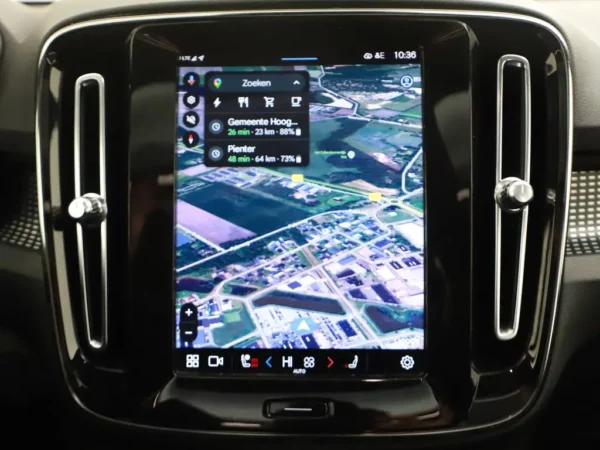 Photo 12 of 30 of YV1XZEDVEM2481671 Volvo XC40 Recharge P8 AWD R-Design LED