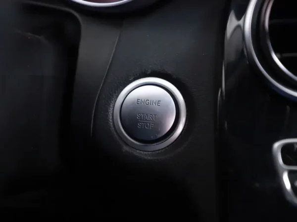 Photo 12 of 36 of WDD2052421F487089 Mercedes-Benz C-Klasse Estate C 200 (5-drs Combi)