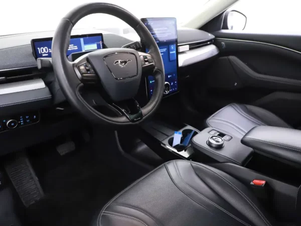 Ford Mustang Mach-E RWD 75 kWh Cruise