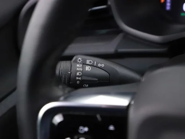 Photo 12 of 38 of LPSVSEDEEML007931 Polestar 2 Long Range Dual Motor Launch