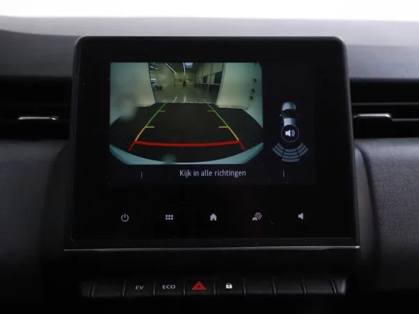 Photo 13 of 24 of VF1RJA00074068603 Renault Clio 1.6 E-Tech Full Hybrid 145