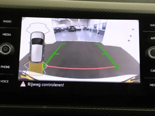 Photo 13 of 27 of WVGZZZC1ZNY031245 Volkswagen T-Cross 1.0 TSI Life