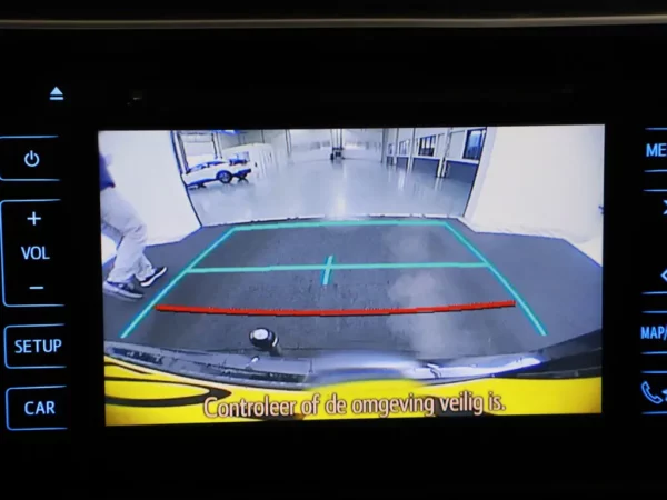 Photo 13 of 30 of SB1ZS3JEX0E174839 Toyota Auris Touring Sports 1.8 Hybrid Lease