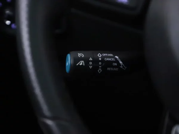 Photo 13 of 35 of LSJW74098LZ043107 MG ZS EV Luxury 45 kWh