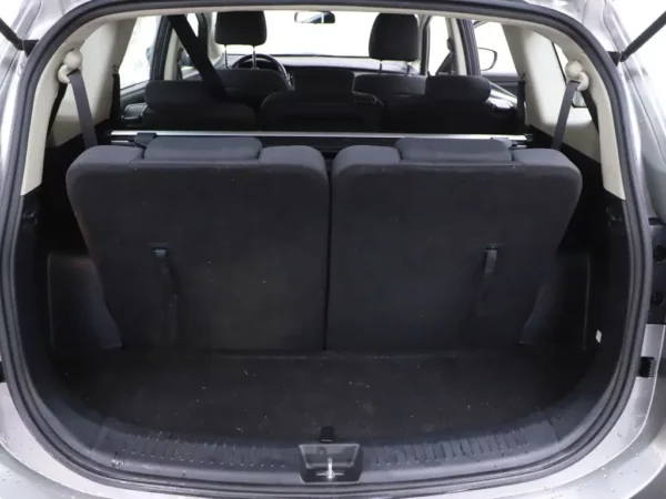 Photo 14 of 25 of KNAHT811AG7124222 Kia Carens 1.6 GDi DynamicLine Nav