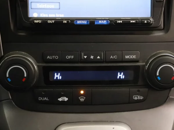 Photo 14 of 26 of SHSRE78709U007928 Honda CR-V 2.4i Automaat Executive Xenon