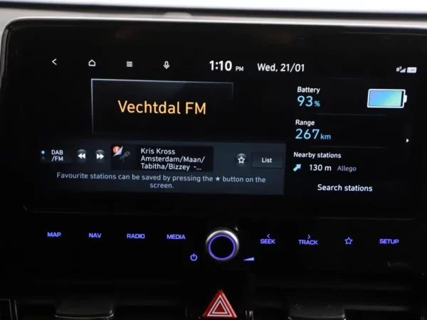 Photo 14 of 30 of KMHC851JFLU065099 Hyundai IONIQ Comfort EV 38 kWh