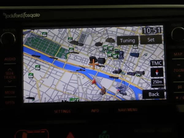 Photo 14 of 31 of JMBXDGG2WEZ002903 Mitsubishi Outlander 2.0 PHEV Instyle