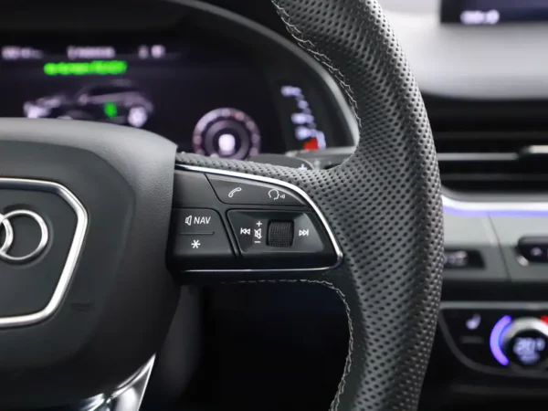 Audi Q7 3.0 TDI E-Tron Quattro Sport LED-Matrix