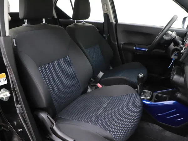 Photo 15 of 21 of JSAMFH91S00204629 Suzuki Ignis 1.2 Smart Hybrid Comfort