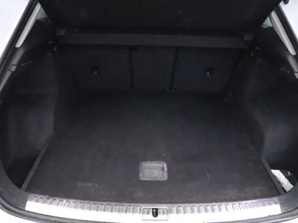 Photo 15 of 27 of WAUZZZF30L1041209 Audi Q3 35 TFSI Aut. Pro Line