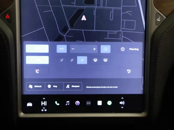 Photo 15 of 30 of 5YJSA7E29JF270906 Tesla Model S 75D Base PANO