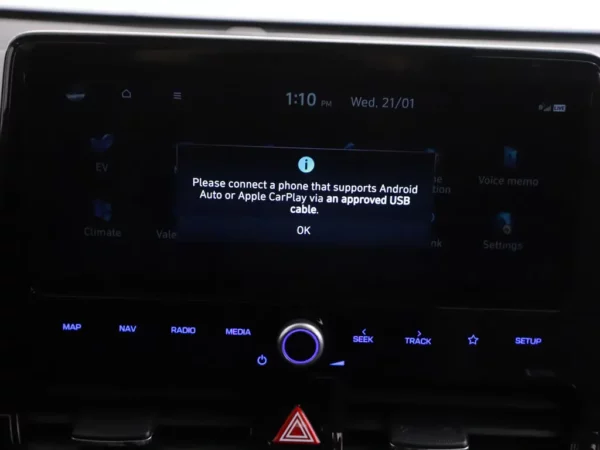 Photo 15 of 30 of KMHC851JFLU065099 Hyundai IONIQ Comfort EV 38 kWh