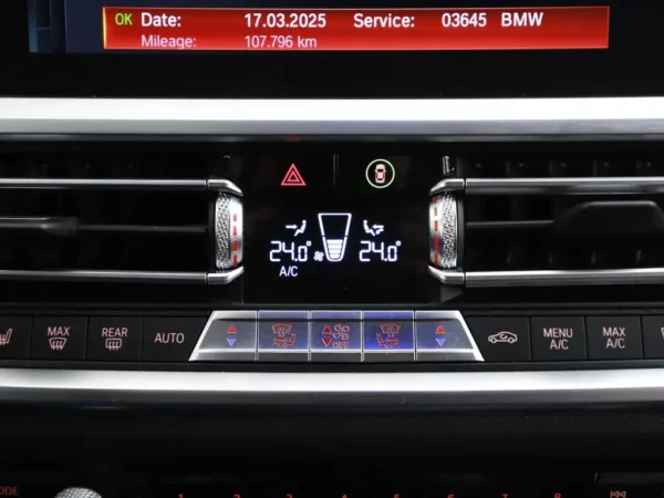 BMW 3-serie 320i High Executive (4-drs Sedan)