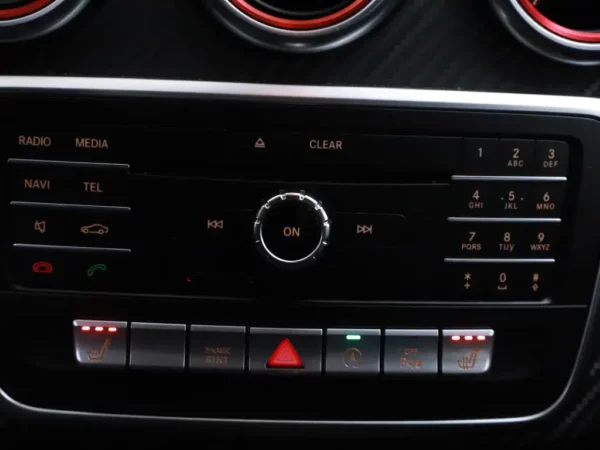 Mercedes-Benz A-Klasse 180 Aut. Business Solution AMG