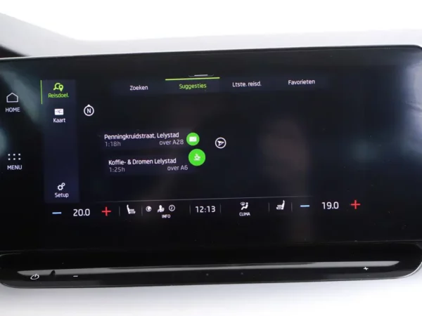 Photo 15 of 32 of TMBJR7NX0LY013295 Skoda Octavia Combi 1.5 TSI First Edition Winterpakket