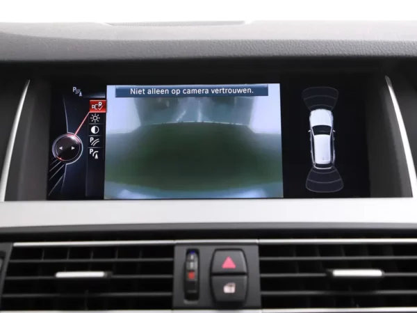 Photo 15 of 34 of WBA5G11040GC99540 BMW 5 Serie Touring 520i Aut. High Executive LED