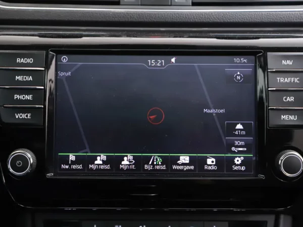 Skoda Superb Combi 1.6 TDI Aut. Style Business LED