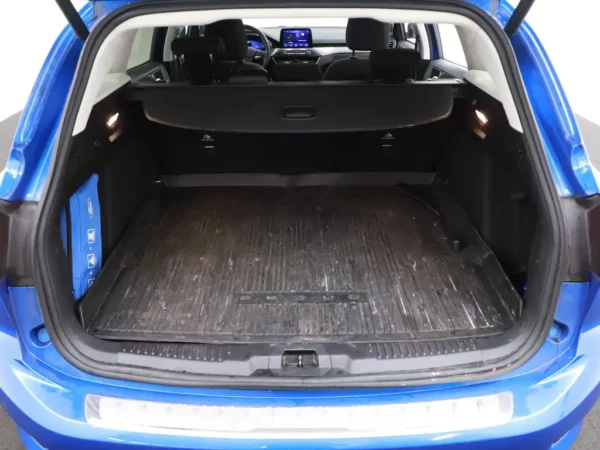 Photo 16 of 28 of WF0PXXGCHPLY55796 Ford FOCUS Wagon 1.0 EcoBoost Hybrid Titanium X