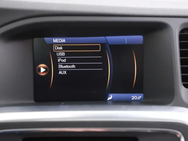 Photo 16 of 30 of YV1FS48HBC2138291 Volvo S60 1.6 T4 Aut. Kinetic