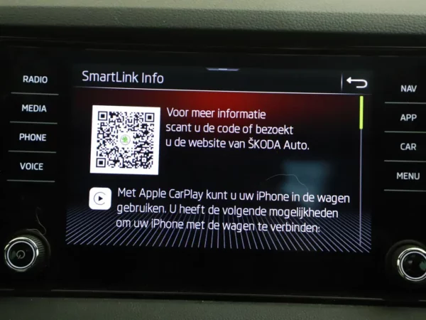 Photo 16 of 34 of TMBJR7NU6M5017005 Skoda Karoq 1.5 TSI ACT Sportline Business LED