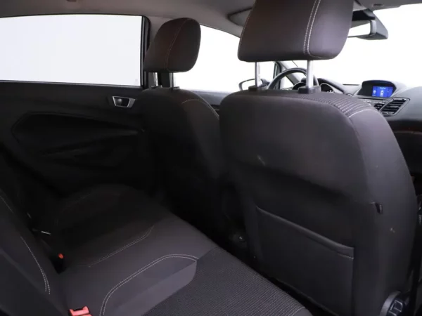 Photo 17 of 24 of WF0DXXGAKDFT49806 Ford Fiesta 1.0 EcoBoost Titanium