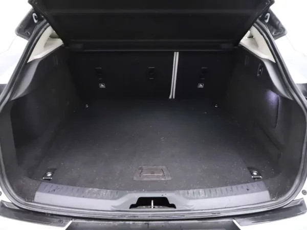 Photo 17 of 29 of SADHA2B16K1F60501 Jaguar I-PACE EV400 First Edition S 90 kWh PANO