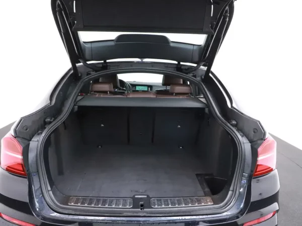 Photo 17 of 29 of WBAXW110900P42105 BMW X4 xDrive20i Aut. High Executive M-Sport