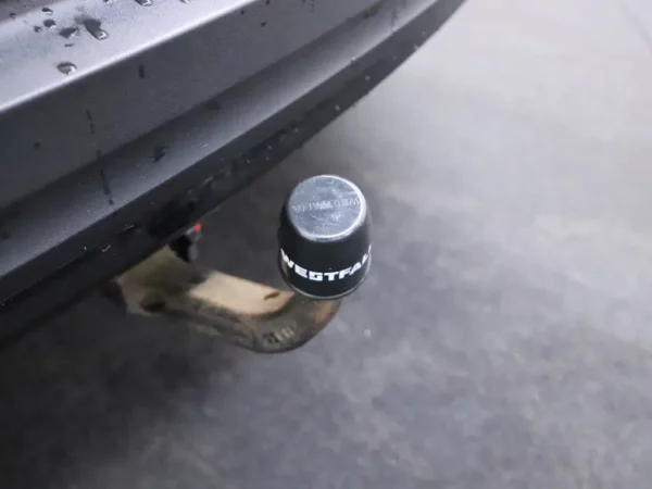 Photo 17 of 30 of YV1XZEDVEM2481671 Volvo XC40 Recharge P8 AWD R-Design LED