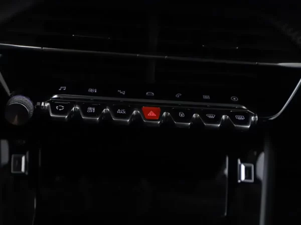 Peugeot e-2008 EV Allure 50 kWh Navi