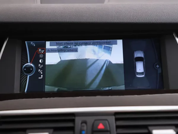 Photo 17 of 40 of WBASP61030DV47940 BMW 5 Serie Gran Turismo 530xd High Executive