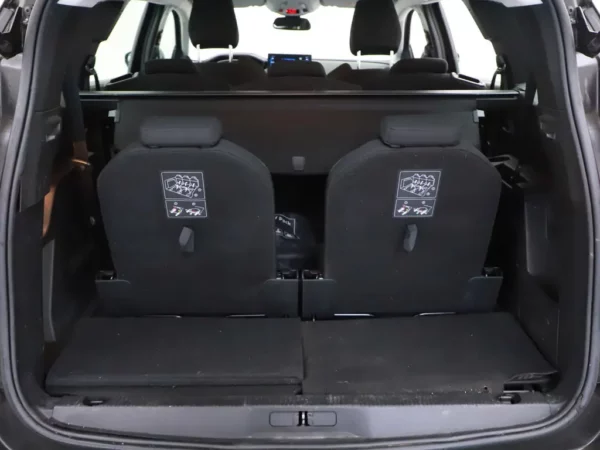 Photo 18 of 28 of VF3MRHNSMMS150928 Peugeot 5008 1.2 PureTech Premium 7-SEATS