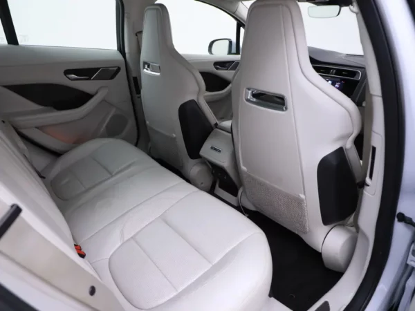 Photo 18 of 29 of SADHA2B16K1F60501 Jaguar I-PACE EV400 First Edition S 90 kWh PANO