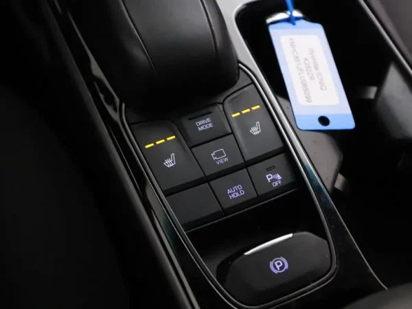 Photo 18 of 30 of KMHC851JFLU065099 Hyundai IONIQ Comfort EV 38 kWh