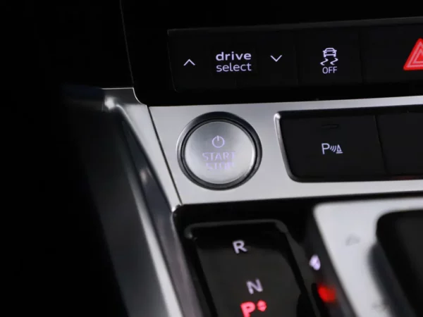 Photo 18 of 30 of WAUZZZGE6LB039975 Audi e-tron 50 quattro edition 71 kWh