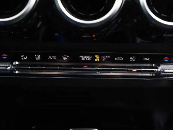 Mercedes-Benz B-Klasse 180d Business Solution AMG