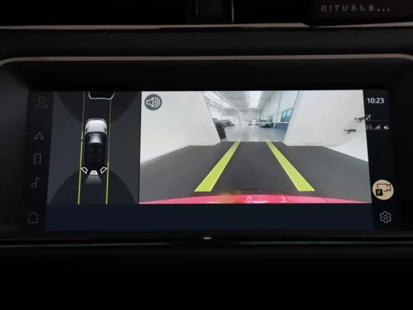 Photo 18 of 33 of SALZA2BT4PH193071 Land Rover Range Rover Evoque 1.5 P300e AWD R-Dynamic S