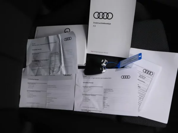 Photo 19 of 24 of WAUZZZGY5MA031836 Audi A3 Sportback 35 TFSI S-Tronic Business Edition