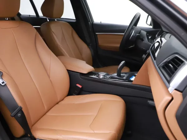 BMW 3-serie 330e High Executive