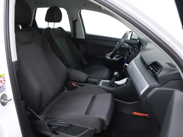 Photo 19 of 27 of WAUZZZF30L1041209 Audi Q3 35 TFSI Aut. Pro Line