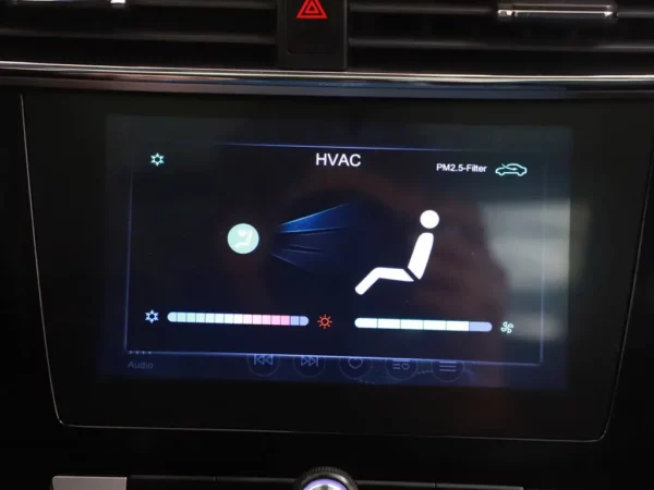 Photo 19 of 34 of LSJW74098LZ169970 MG ZS EV Luxury 45 kWh LED